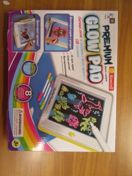 Светеща дъска за оцветяване - нарушен търговски вид - 55350051059 - Онлайн книжарница Ciela | ciela.com