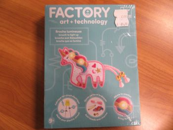 Текстилна чанта Djeco - Зайче, с аксесоари от дърво - нарушен търговски вид - 3070900066854-оказион - Онлайн книжарница Ciela | ciela.com