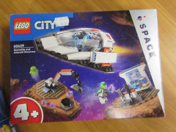 LEGO City - Космически кораб 60430 - 5702017567501 - Онлайн книжарница Ciela | ciela.com