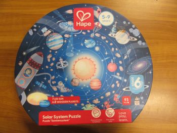 Образователен пъзел Hape - Слънчева система, с фигурки планети - нарушен търговски вид - 6943478024014-оказион - Онлайн книжарница Ciela | ciela.com