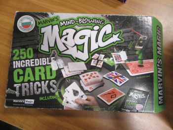 Магически комплект Marvin's Magic - 250 Incredible Card Tricks - нарушен търговски вид - 808446010771-оказион - Онлайн книжарница Ciela | ciela.com