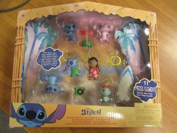 Комплект фигури Disney Stitch - 11 части - нарушен търговски вид - 886144461125-оказион - Онлайн книжарница Ciela | ciela.com
