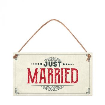 Табелка - Just Married - 2521010200573 - Simetro Books - Онлайн книжарница Ciela | ciela.com