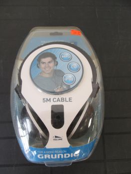 Слупшалки GRUNDIG - 5 M STEREO - 8711252728674 - нарушен търговски вид - Онлайн книжарница Ciela | ciela.com