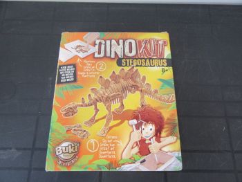 Buki Динозаври - Дино комплект - Стегозавър - нарушен търговски вид - 3700802100522 - Онлайн книжарница Ciela | ciela.com