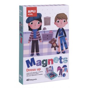 Магнитна игра Apli Дрехи - 40 магнитчета и магнитна дъска - 8410782175575 - Онлайн книжарница Ciela | Ciela.com