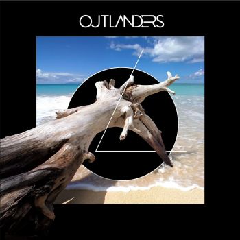 Outlanders - 4029759186472 - Ear Music - Онлайн книжарница Ciela | ciela.com
