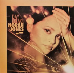 Norah Jones - Day Breaks - LP - плоча